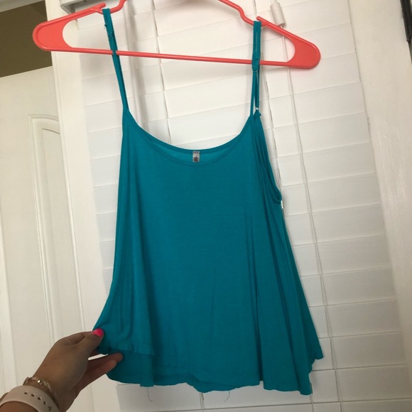 Girl’s Top - Picture 3 of 3